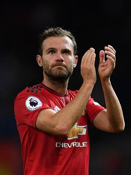 Manchester United v Leicester City - Premier League